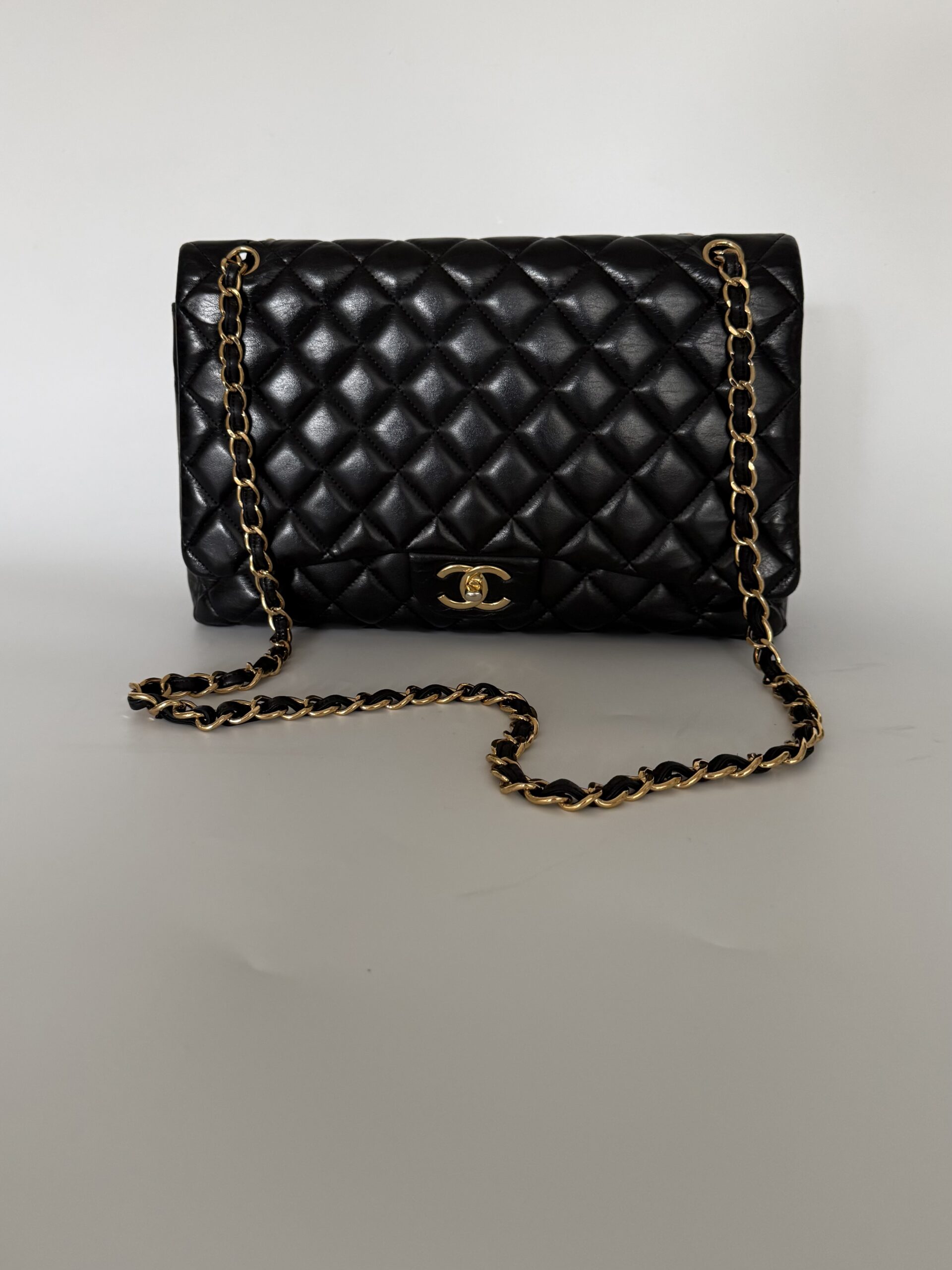 CHANEL Maxi Double Flap Bag