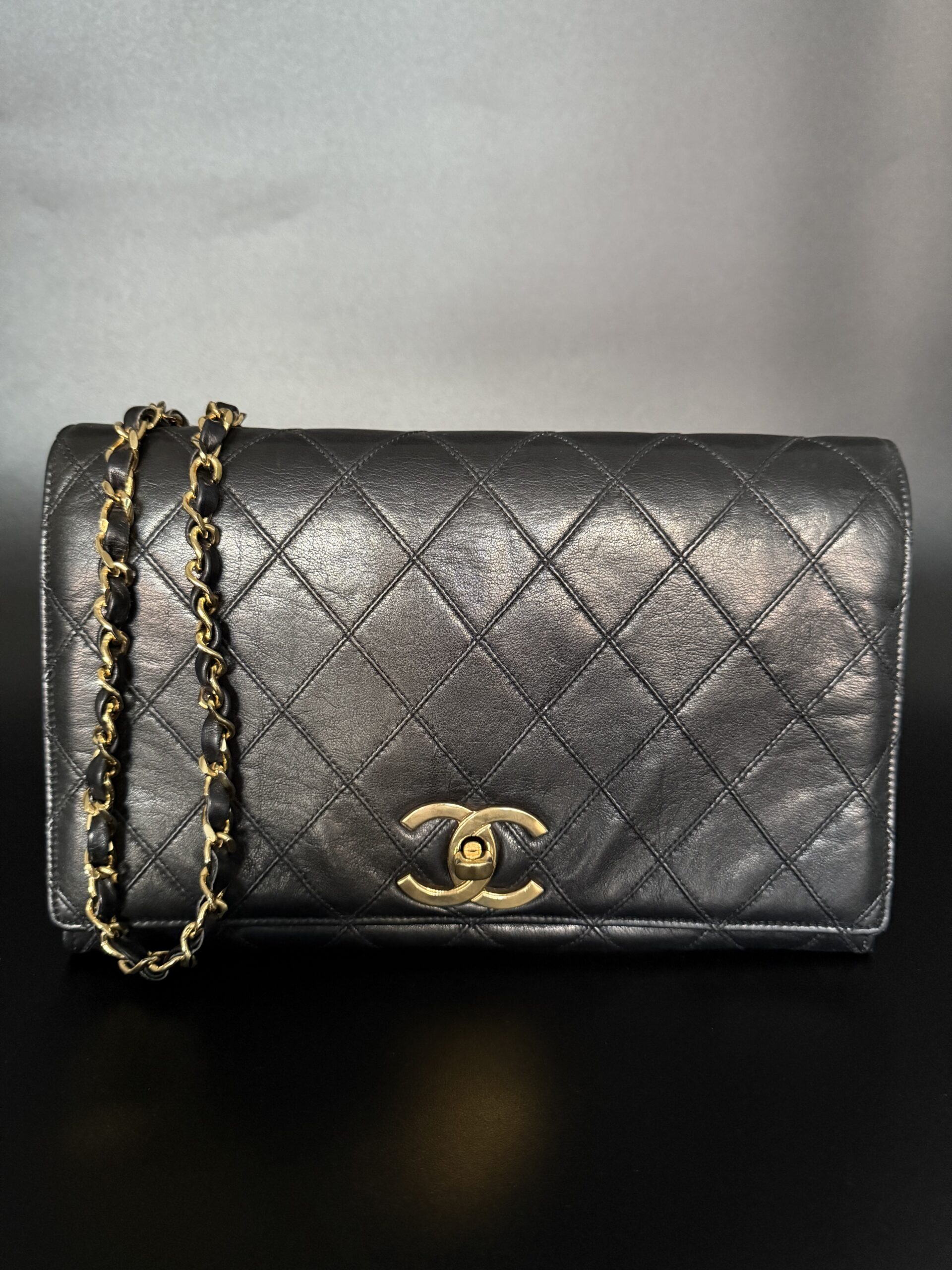 CHANEL Vintage Classic Single Flap – Black Lambskin with 24k Gold-Plated Hardware